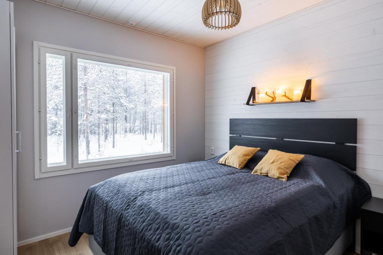 Premium Lapland Villa With Jaguzzi โรวานิเอมิ ภายนอก รูปภาพ