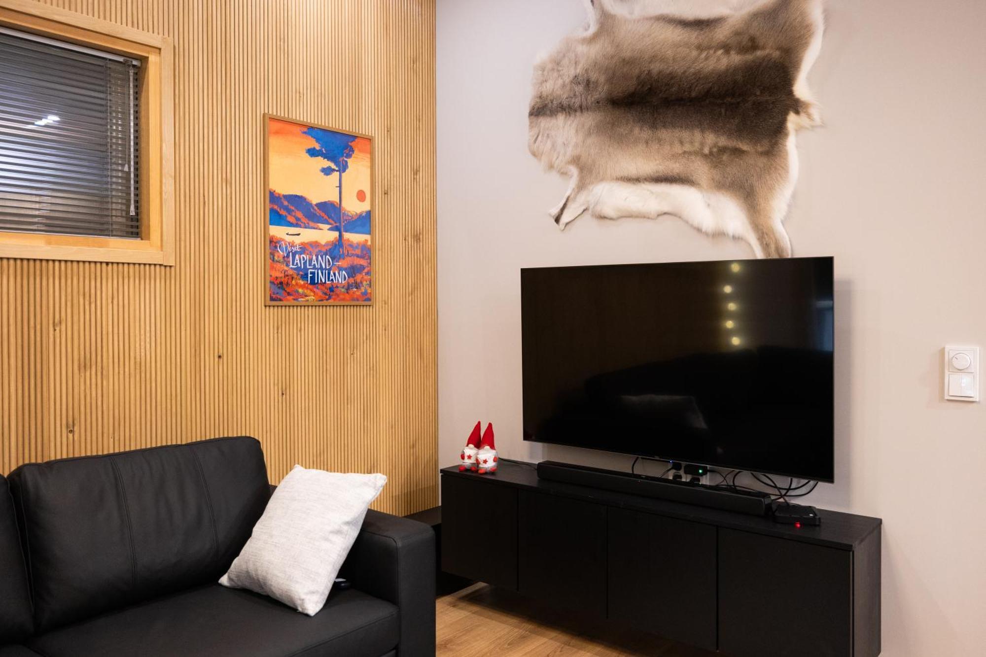 Premium Lapland Villa With Jaguzzi โรวานิเอมิ ภายนอก รูปภาพ