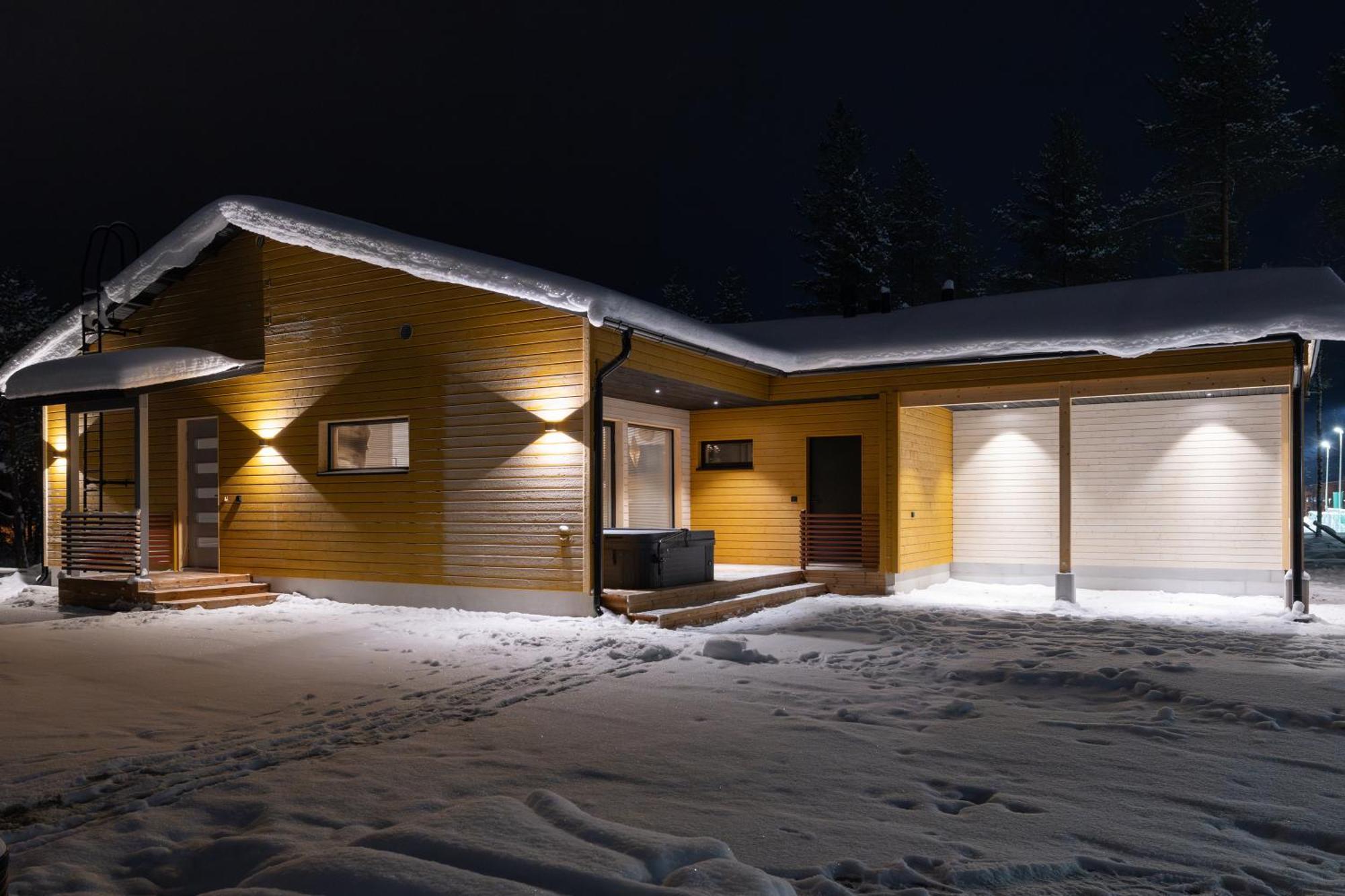Premium Lapland Villa With Jaguzzi โรวานิเอมิ ภายนอก รูปภาพ