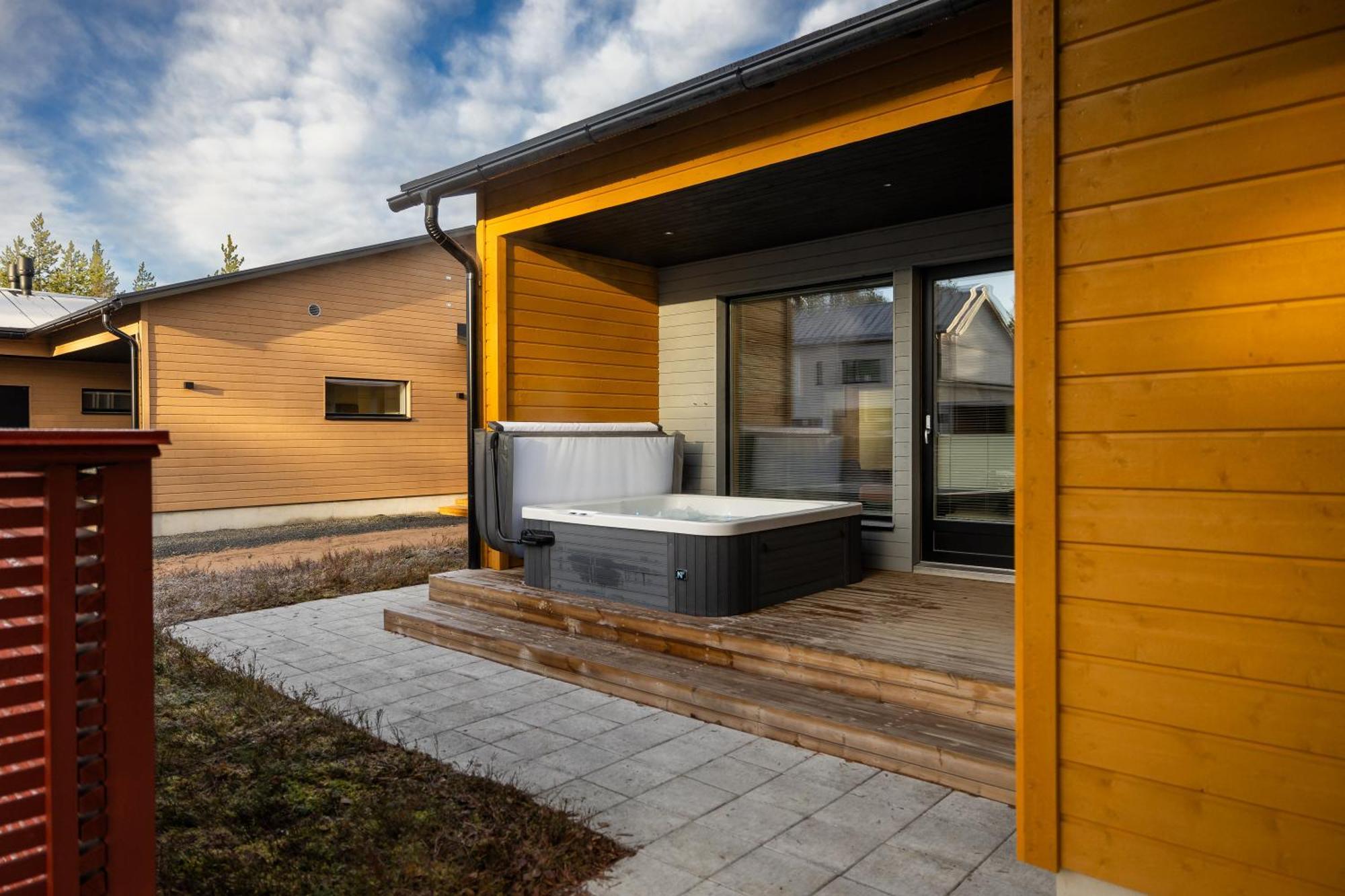 Premium Lapland Villa With Jaguzzi โรวานิเอมิ ภายนอก รูปภาพ